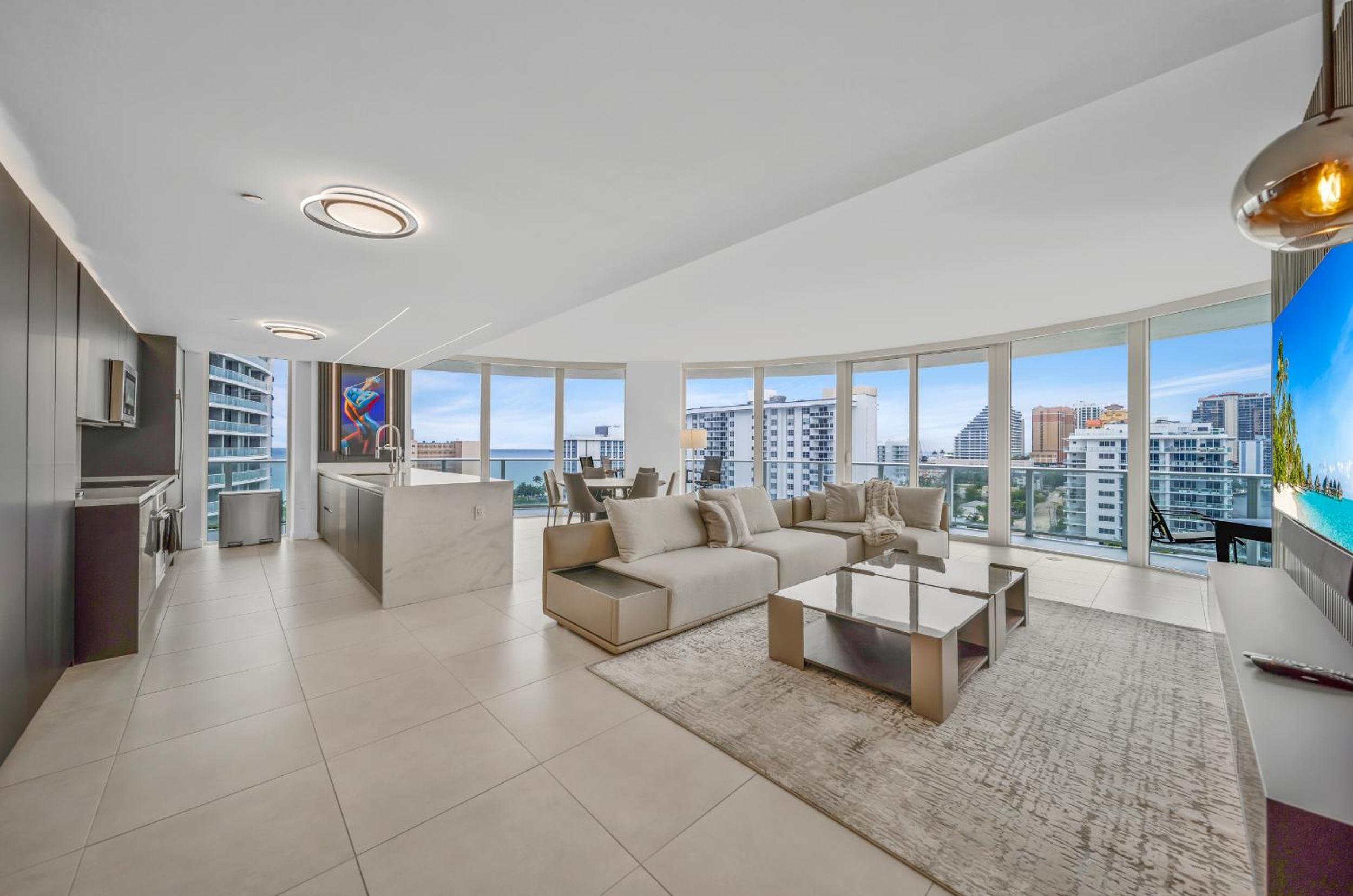 Ocean view Amazing 3BR unit at Tiffany House 5* view 5