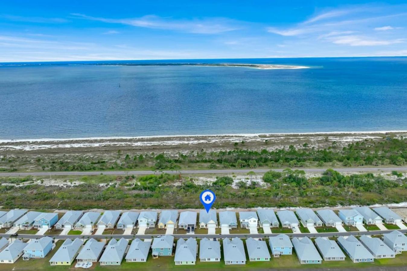 New Build Windmark Beach with screened porch and golf cart