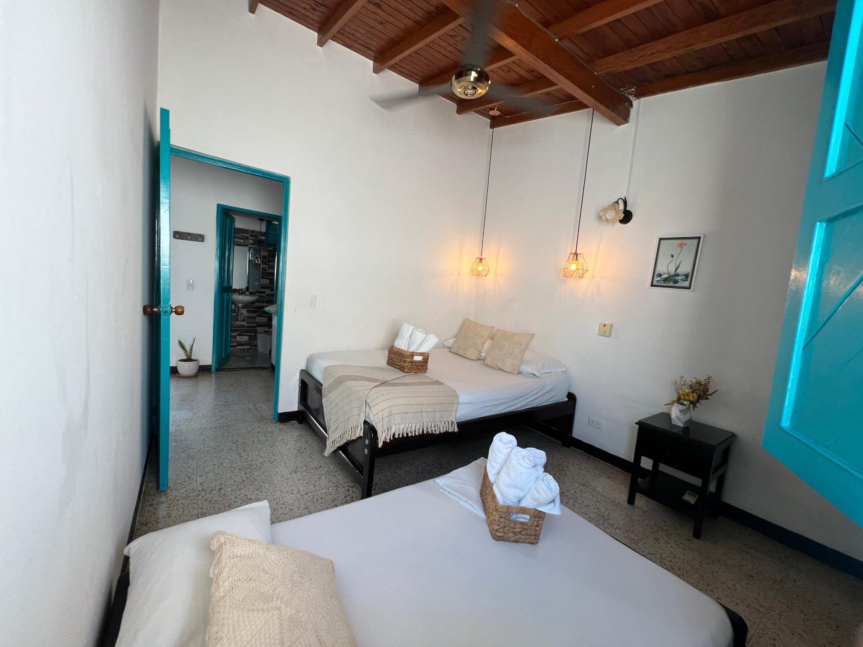 Cabaña La Aldea - Santorini Colombiano
