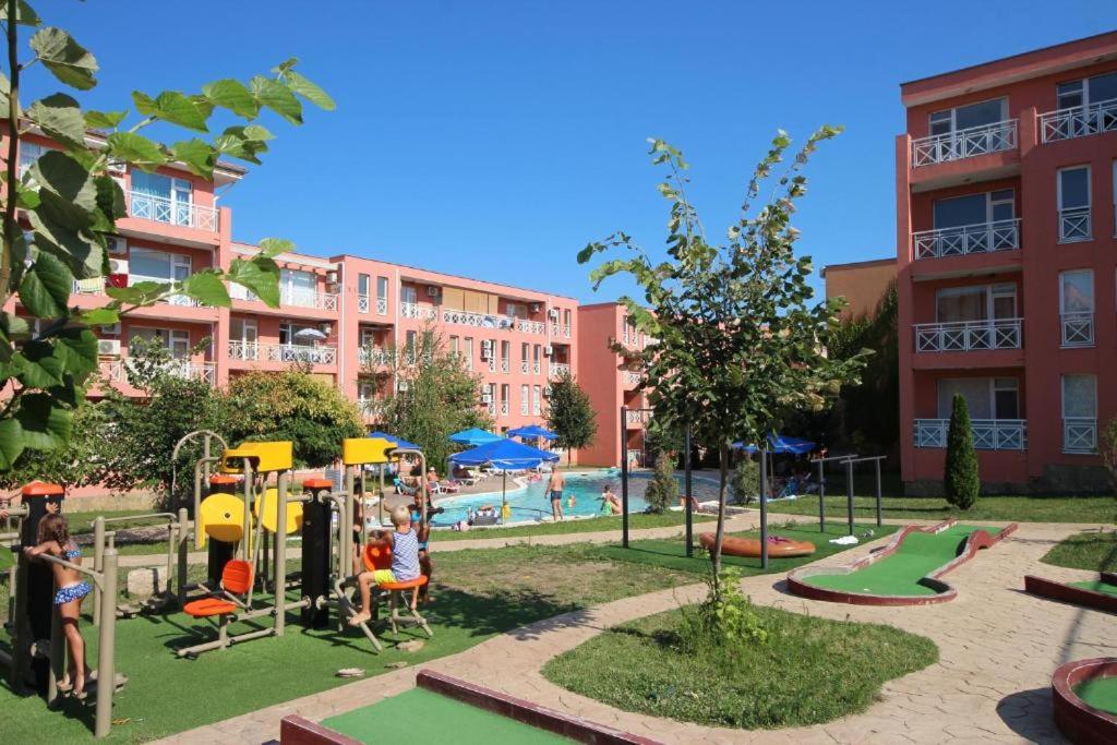 Private Studio at Sunny Day 6 Complex