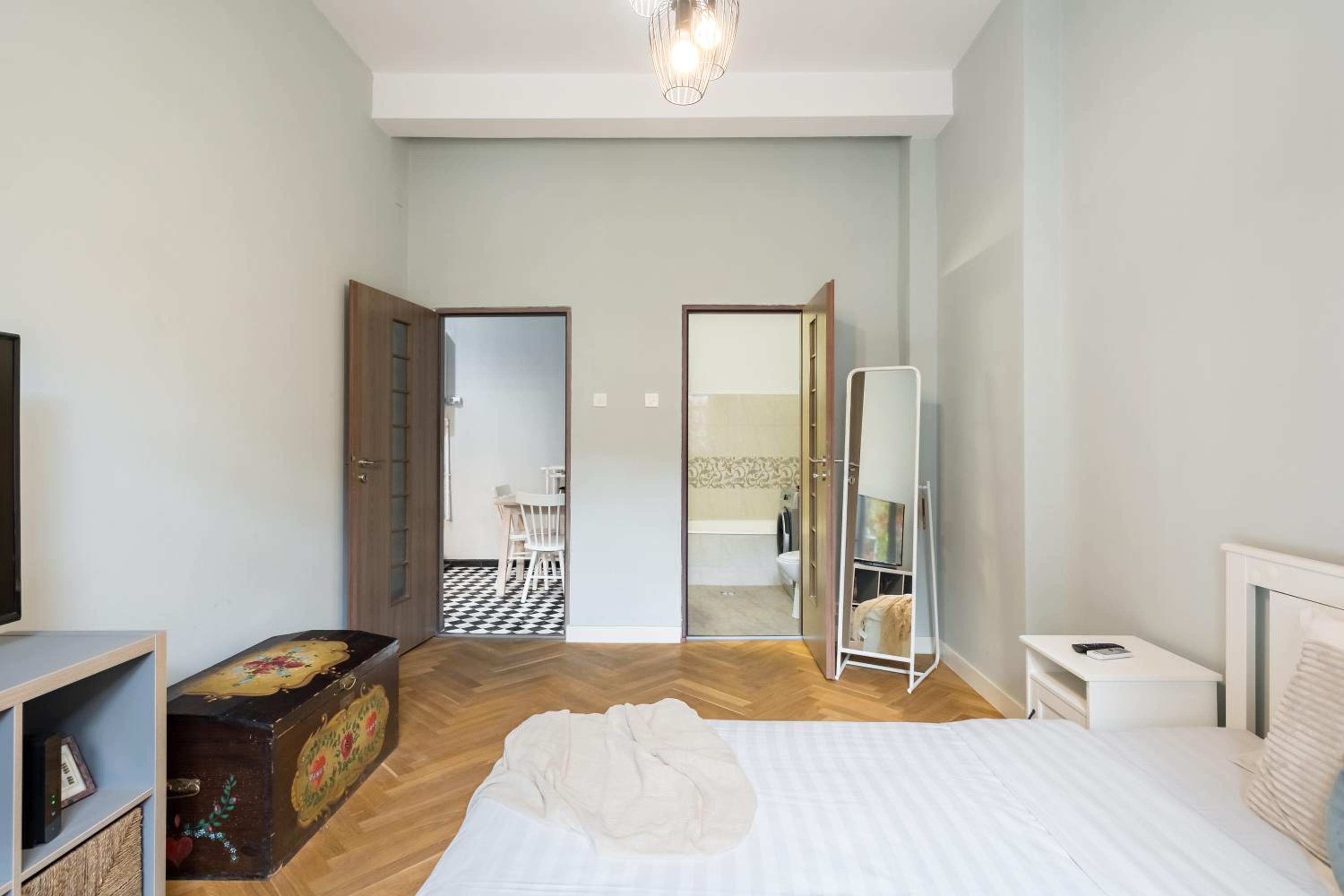 Spacious flat@Cismigiu Park en Bucharest — hotel room