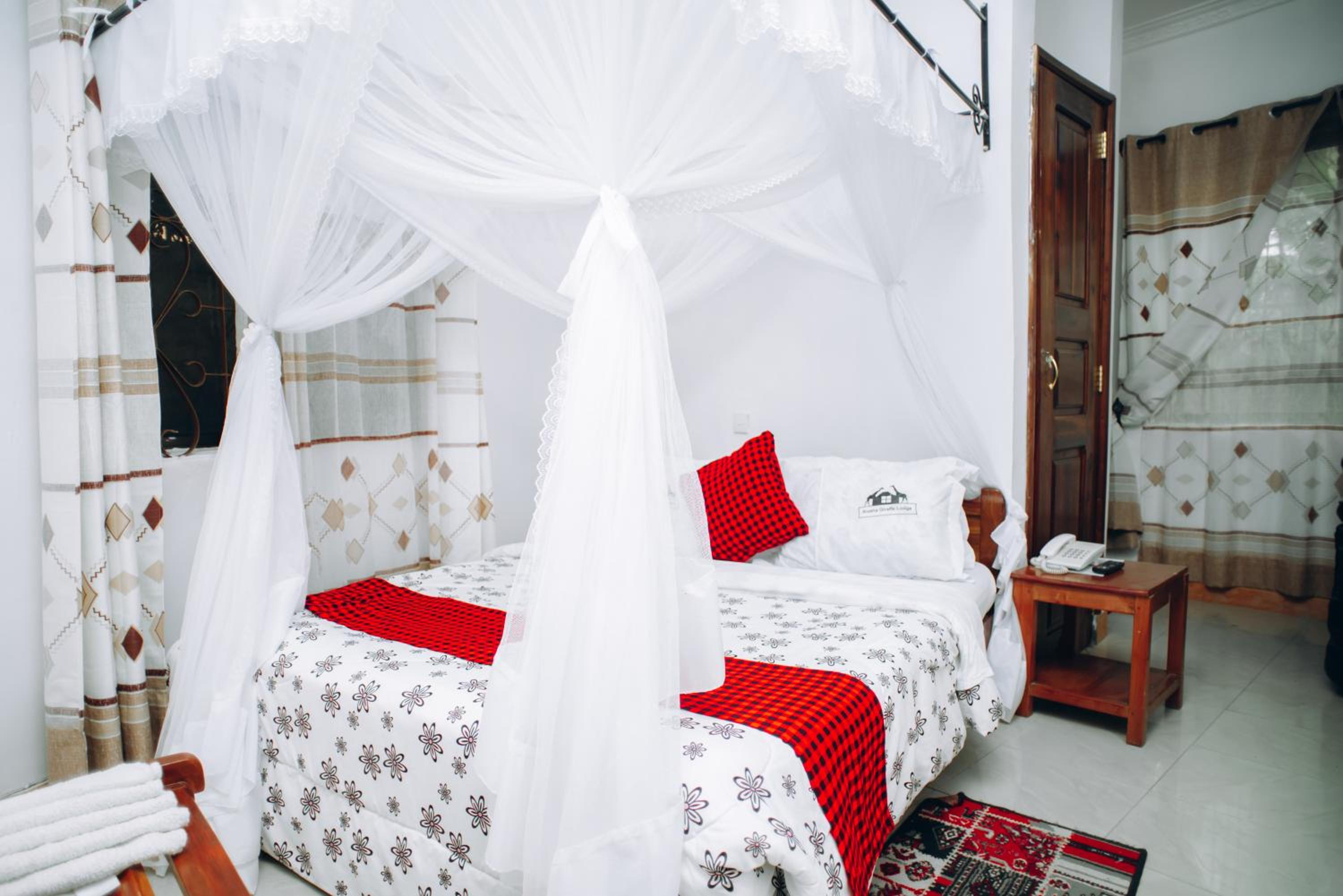 Arusha Giraffe Lodge view 3