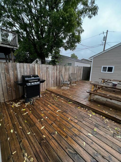 4BR Fully Renovated (Entire House) view 2
