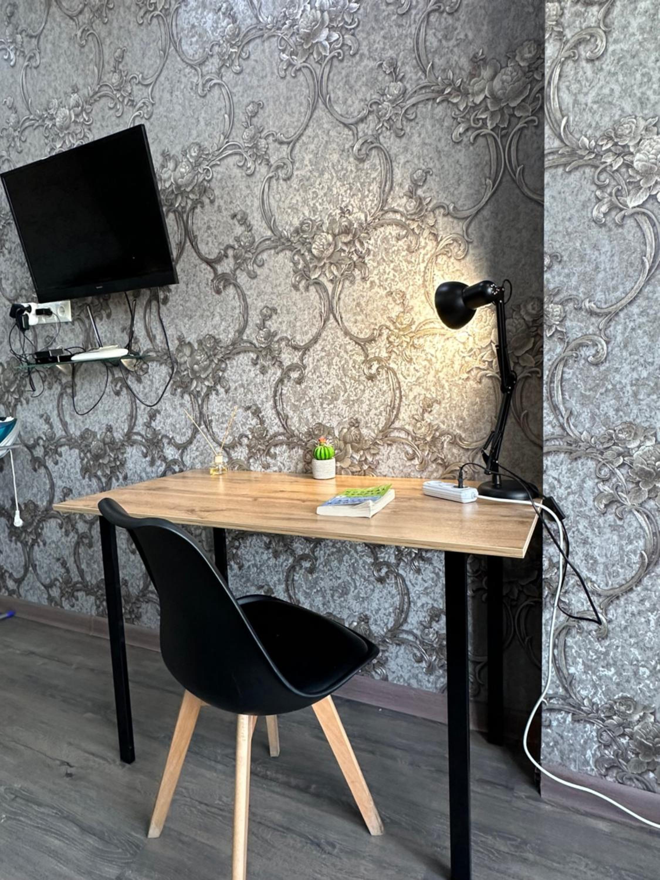 apartment with City View on Sydykova st. 123 view 3