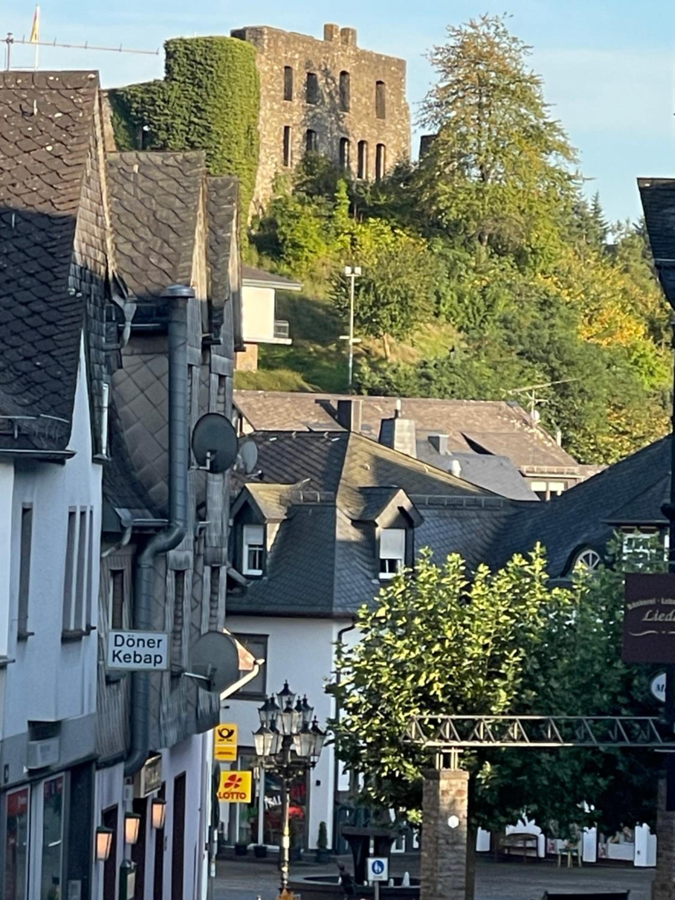 Ferienhaus Eifelstuben mit Charme - Bauernstube Vulkaneifel - Nähe See und Burgruine