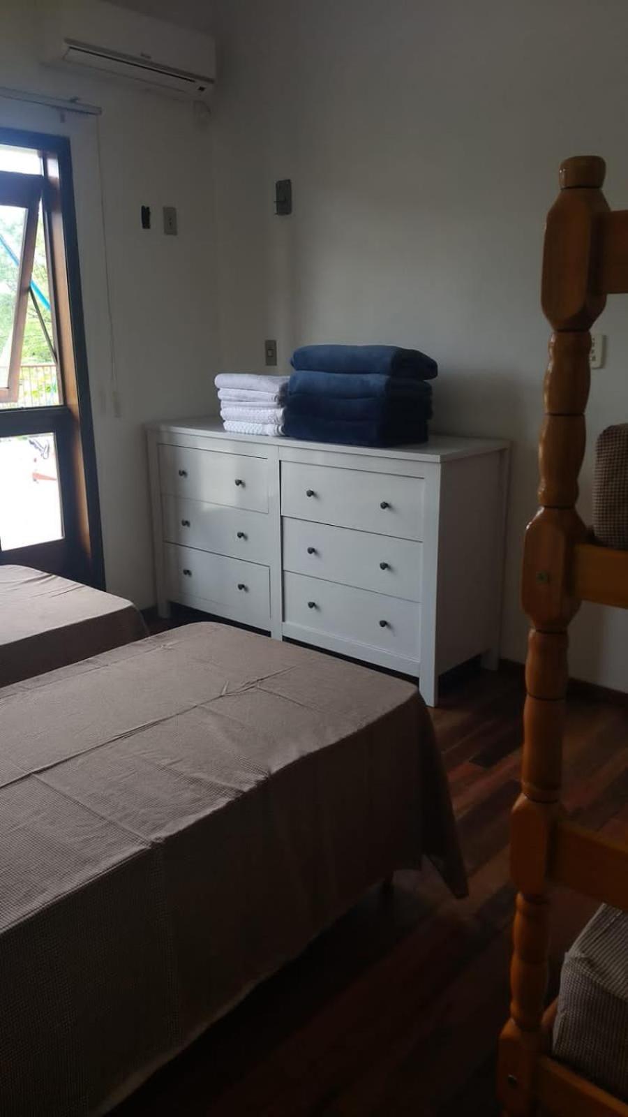 CASA ACONCHEGANTE PROXIMO VILA GERMÂNICA