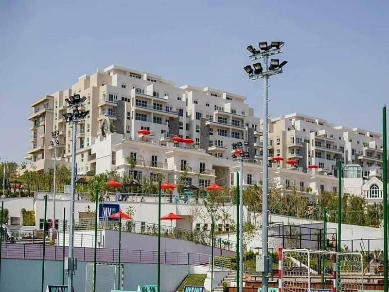 Hotel apartment at Mountain View I city compound