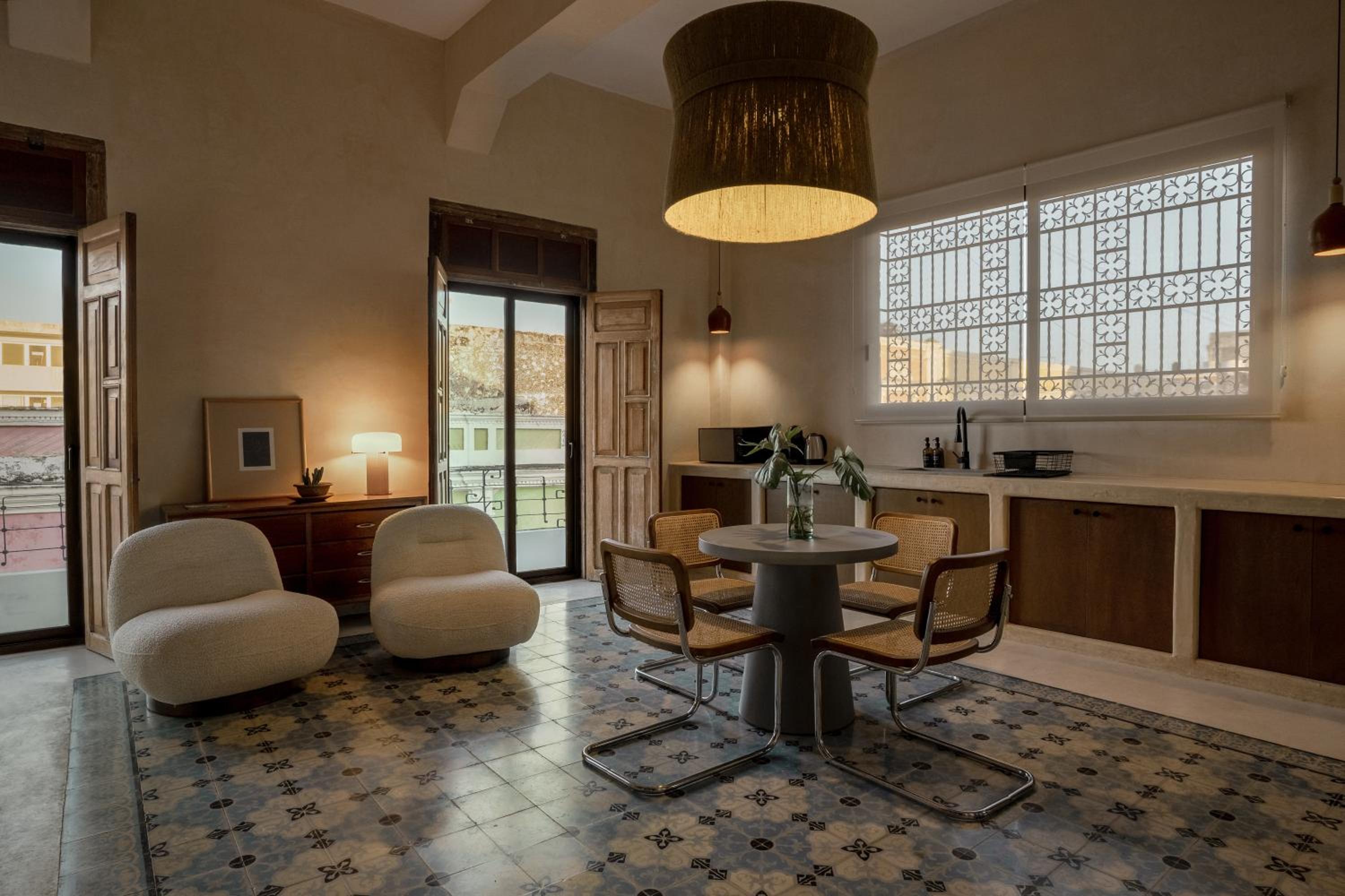 Hotel Narrativ Lofts - Numen - Stylish Hideaway - Image 1