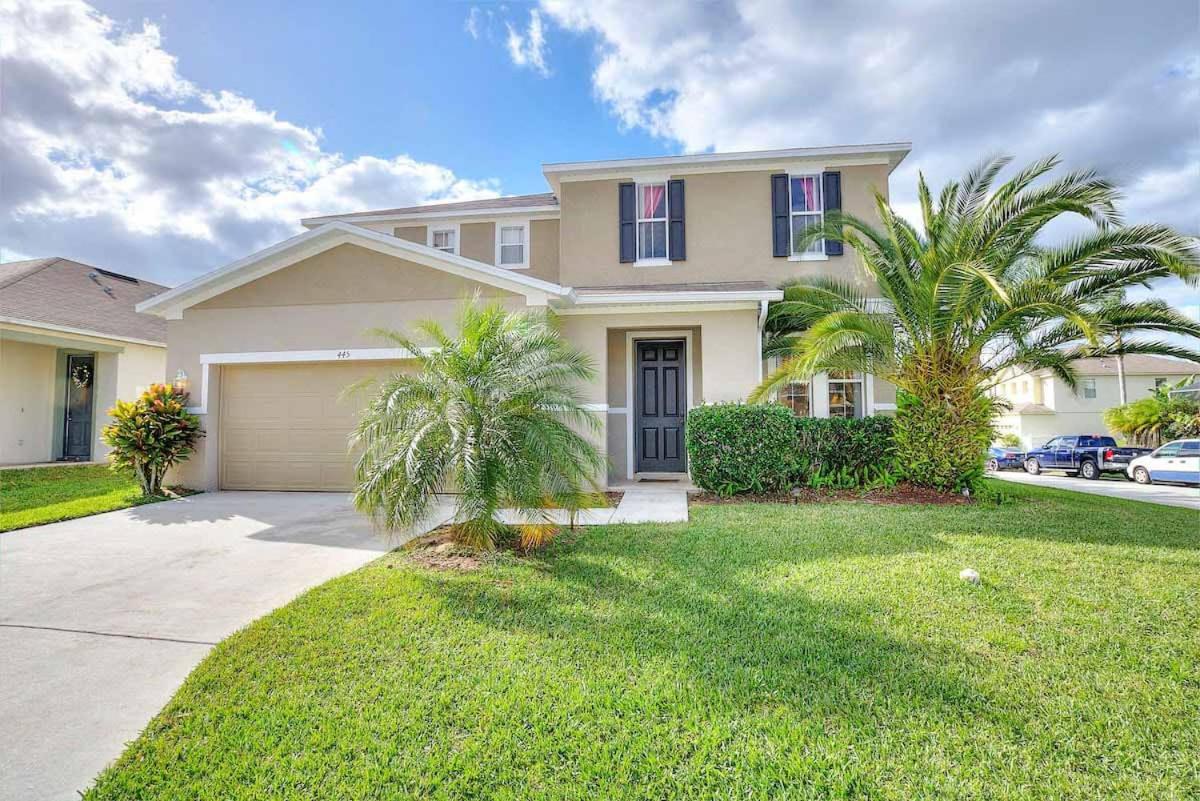LegacyPark Villa 10miles to Disney Spa Heat Included