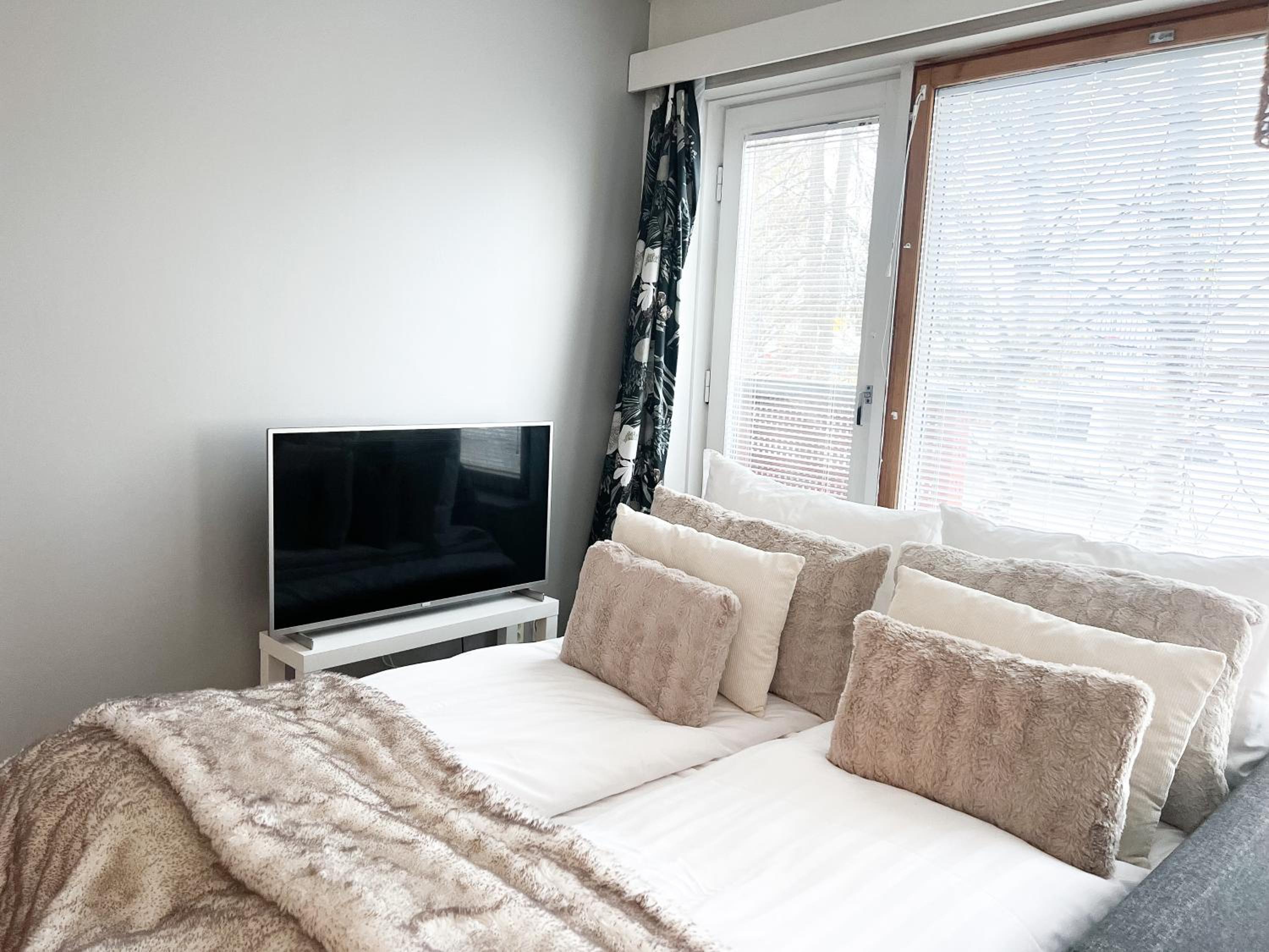 Cozy city suites