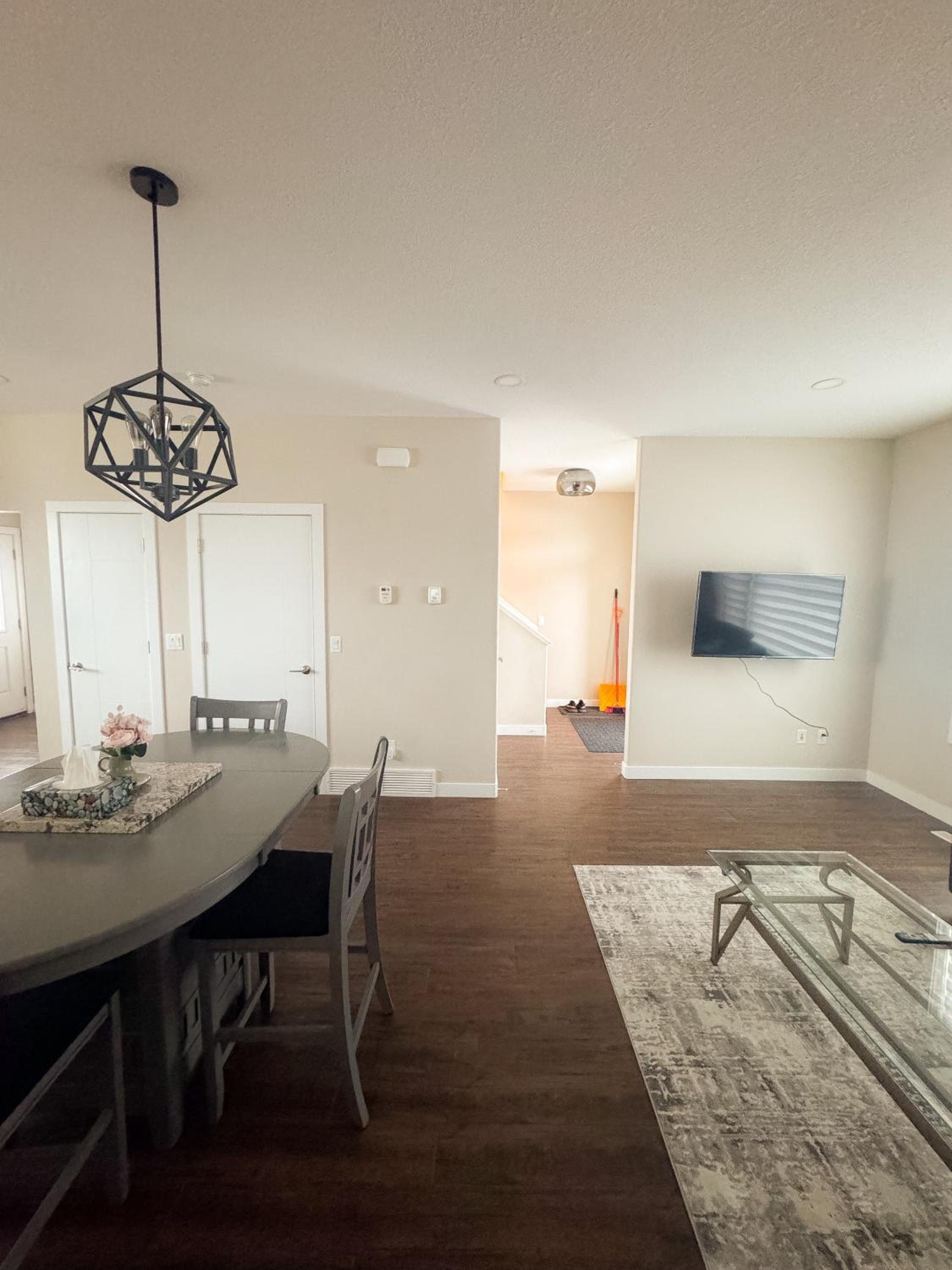 Entire house to yourselves - NO basement sharing