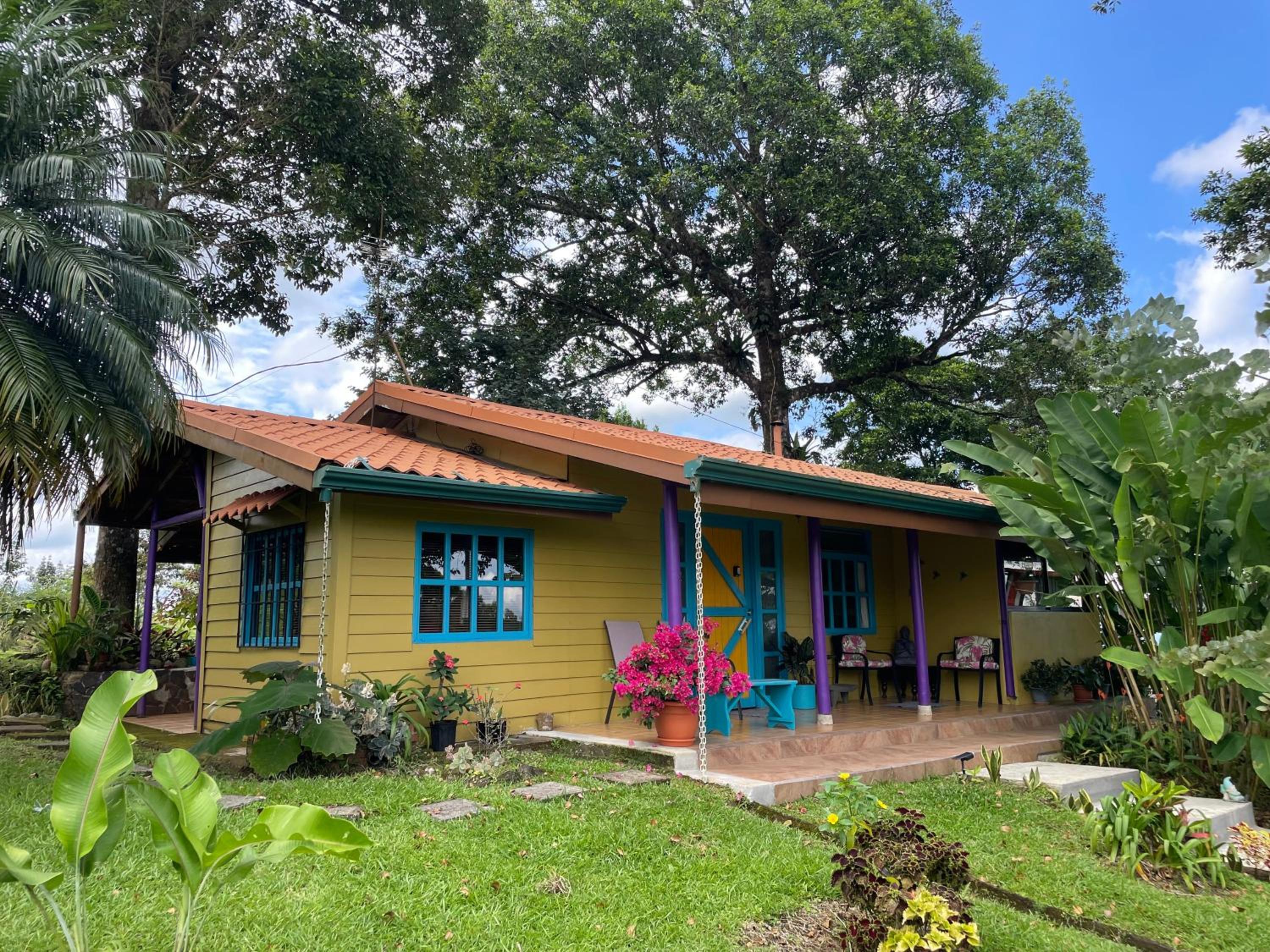 Equipped cottage in Laguna Hule
