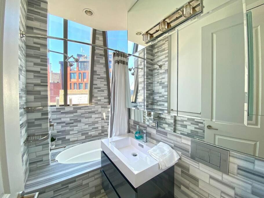 Gorgeous Three Bedroom West Village Townhouse