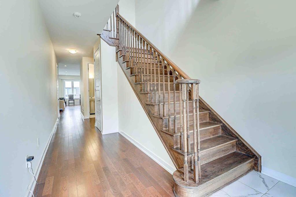 Modern NEW Build in Caledonia