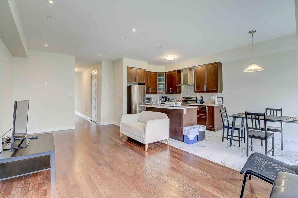 Modern NEW Build in Caledonia