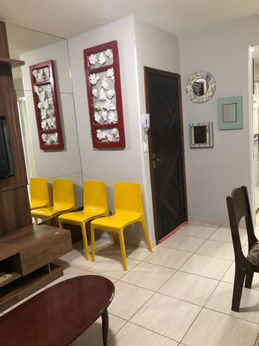 Apartamento confortável e muito bem localizado.