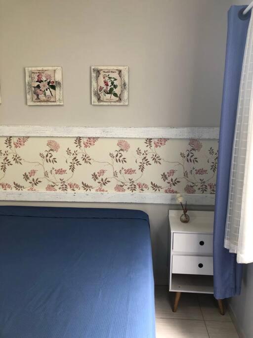 Apartamento confortável e muito bem localizado.
