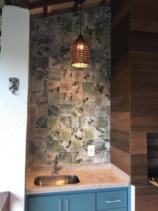 Apartamento Reserva Imbassaí quarto e sala 68m²