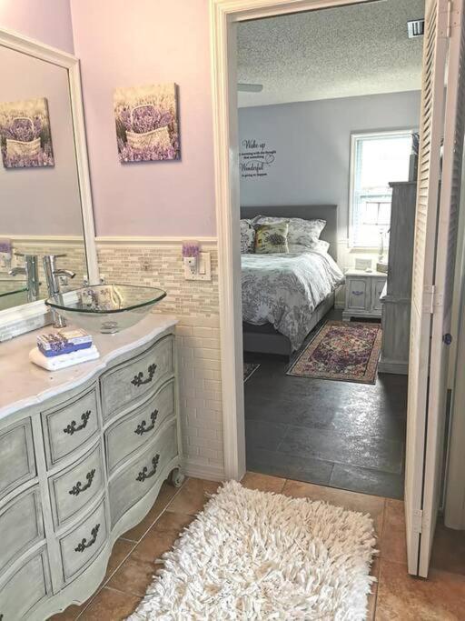Woodstork Pond Cottage view 2