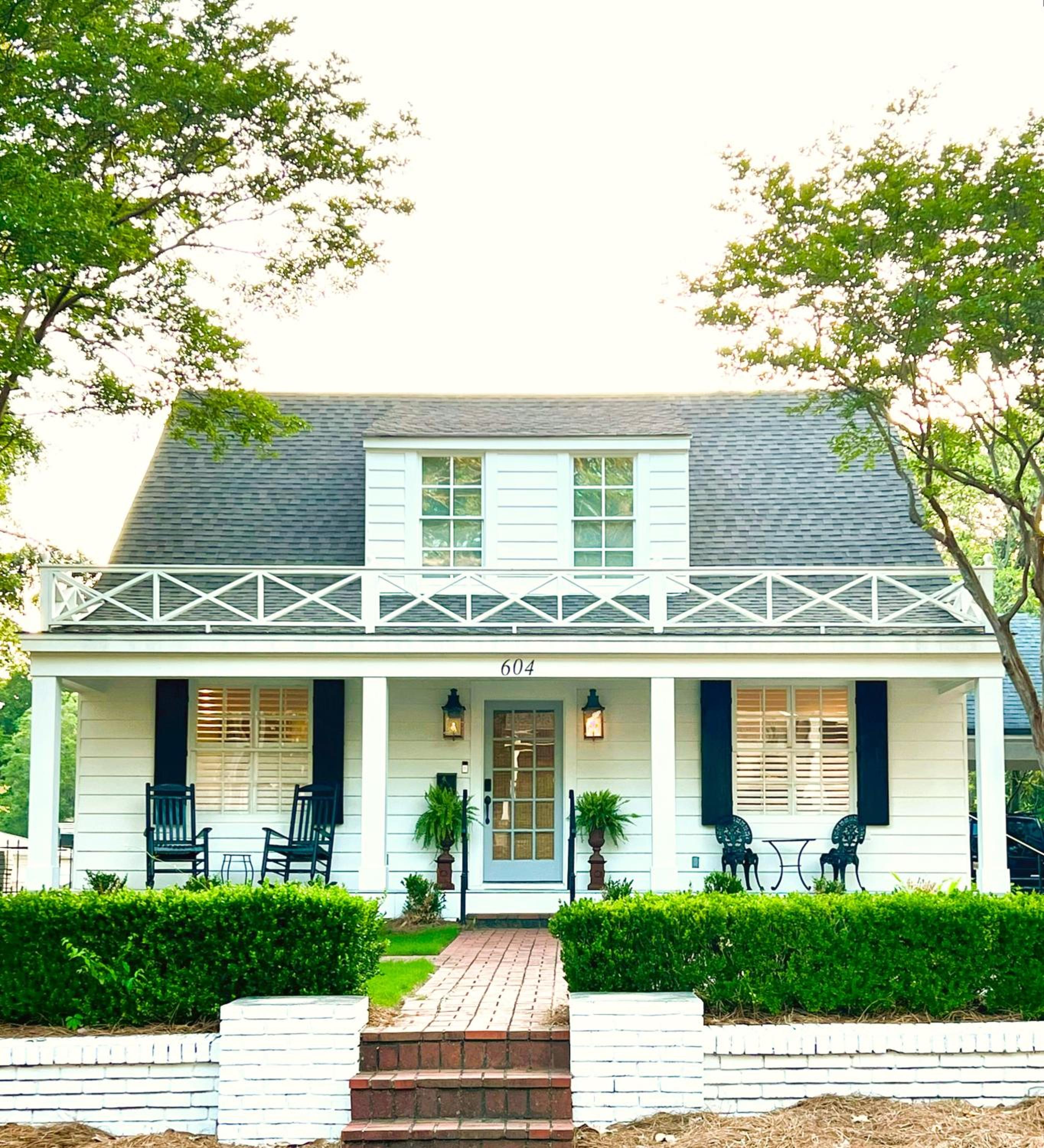Batesville Vacations - The Eakes House on South 8th - Property Image 1