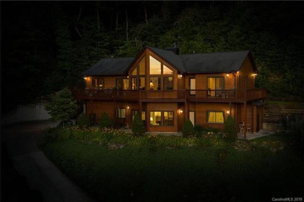 Pisgah View - Year round mountain view! view 3
