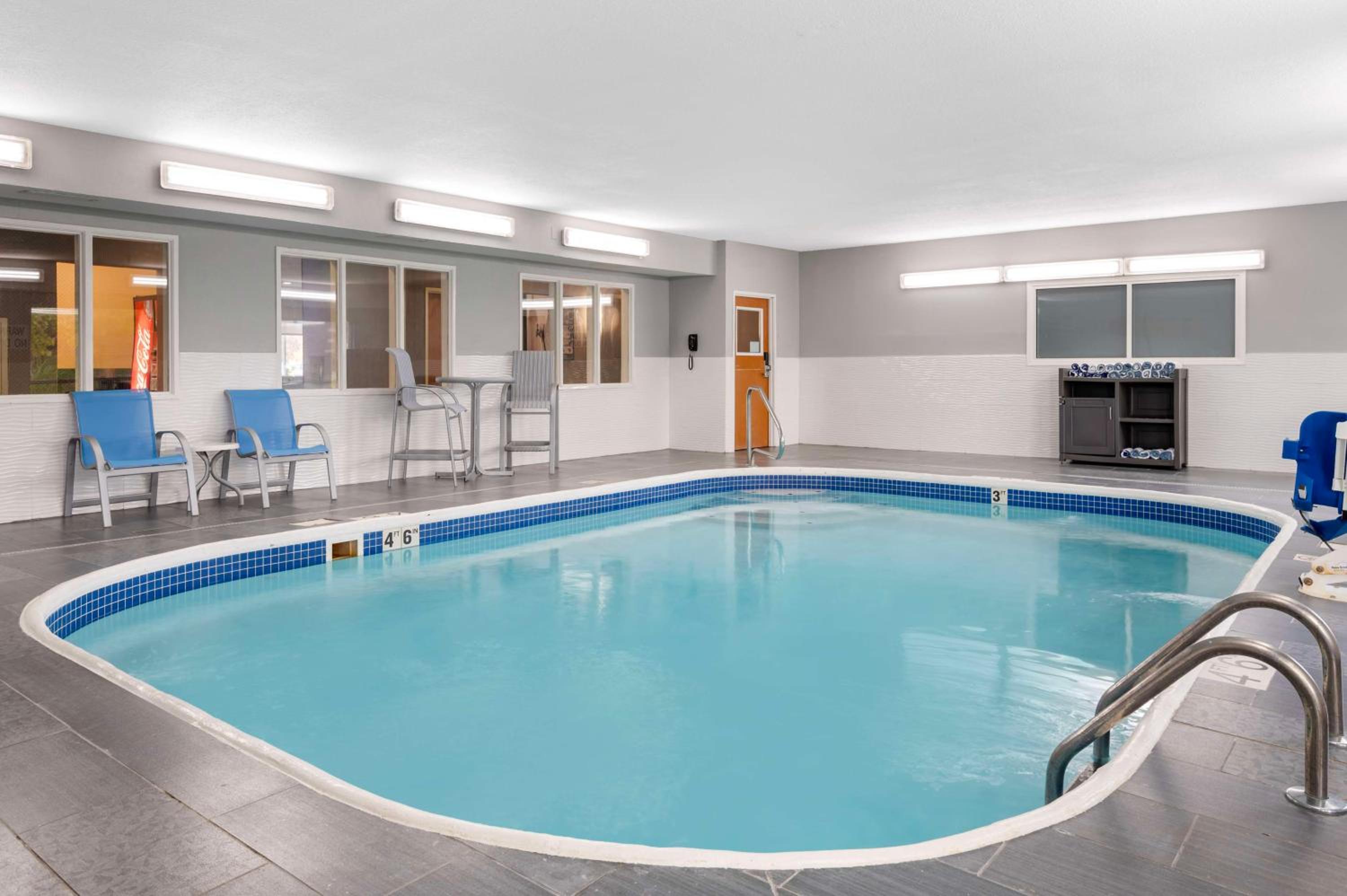 Kokomo Vacations - Best Western Kokomo Hotel - Property Image 5