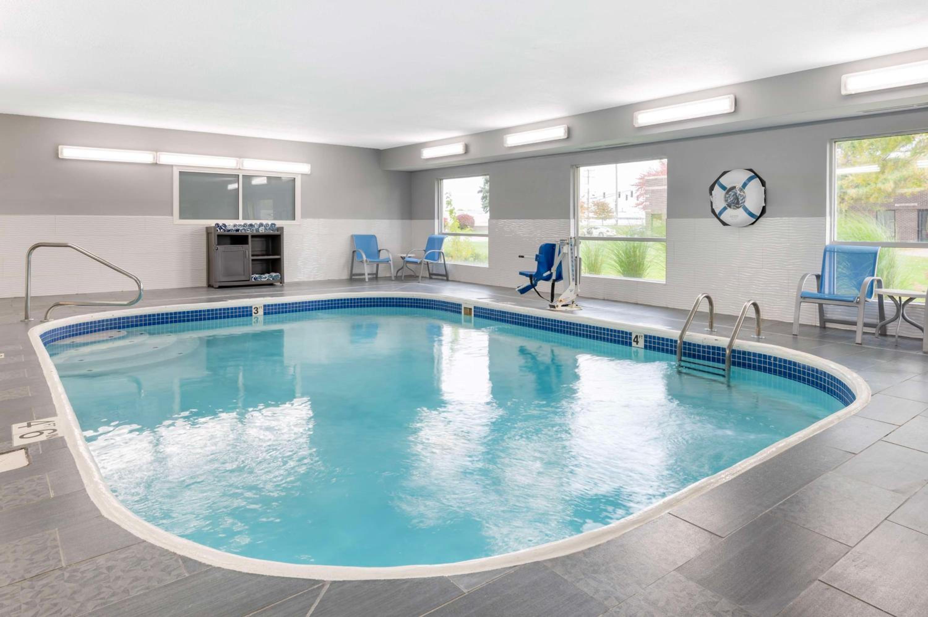 Kokomo Vacations - Best Western Kokomo Hotel - Property Image 4