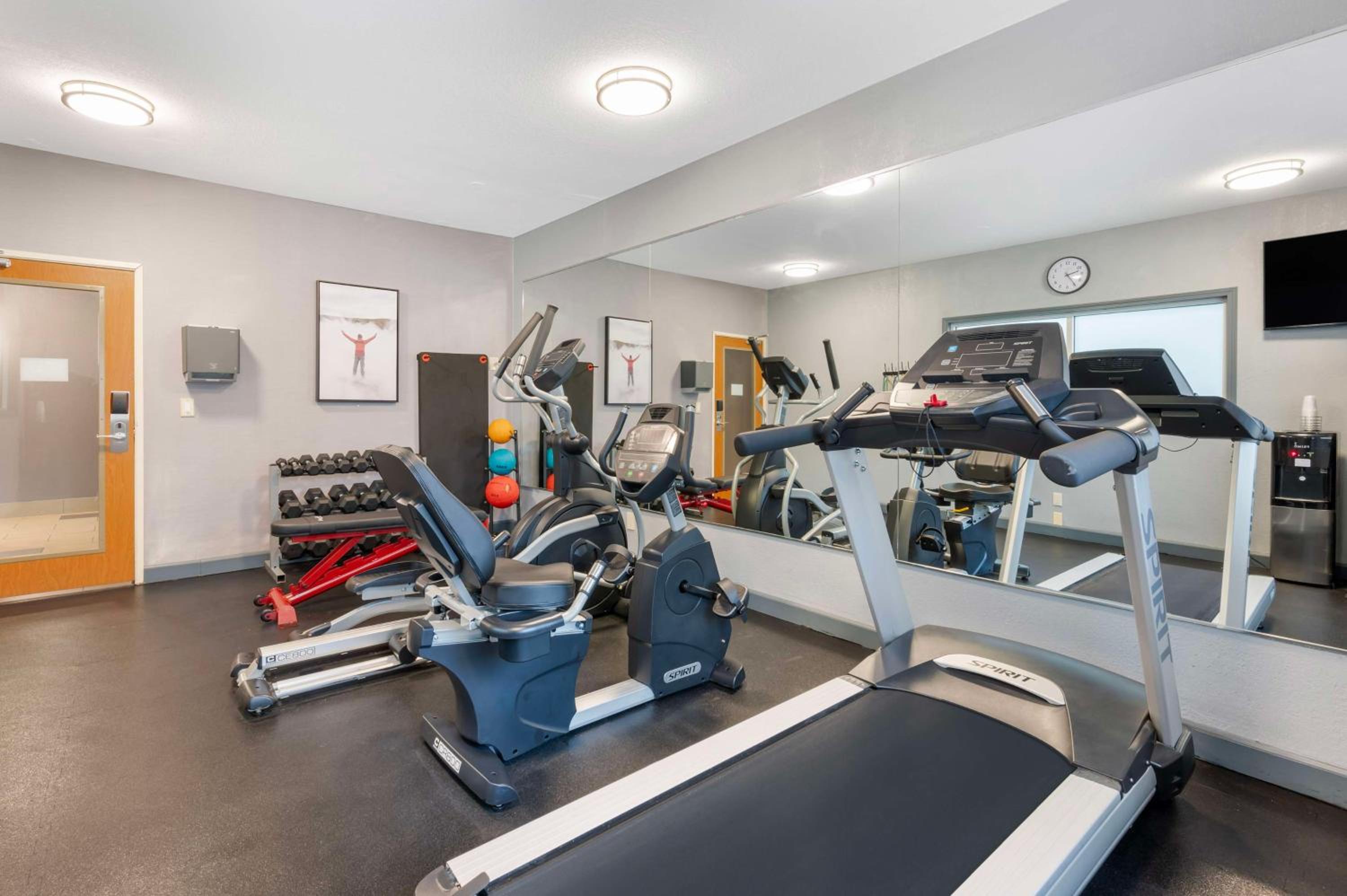 Kokomo Vacations - Best Western Kokomo Hotel - Property Image 6