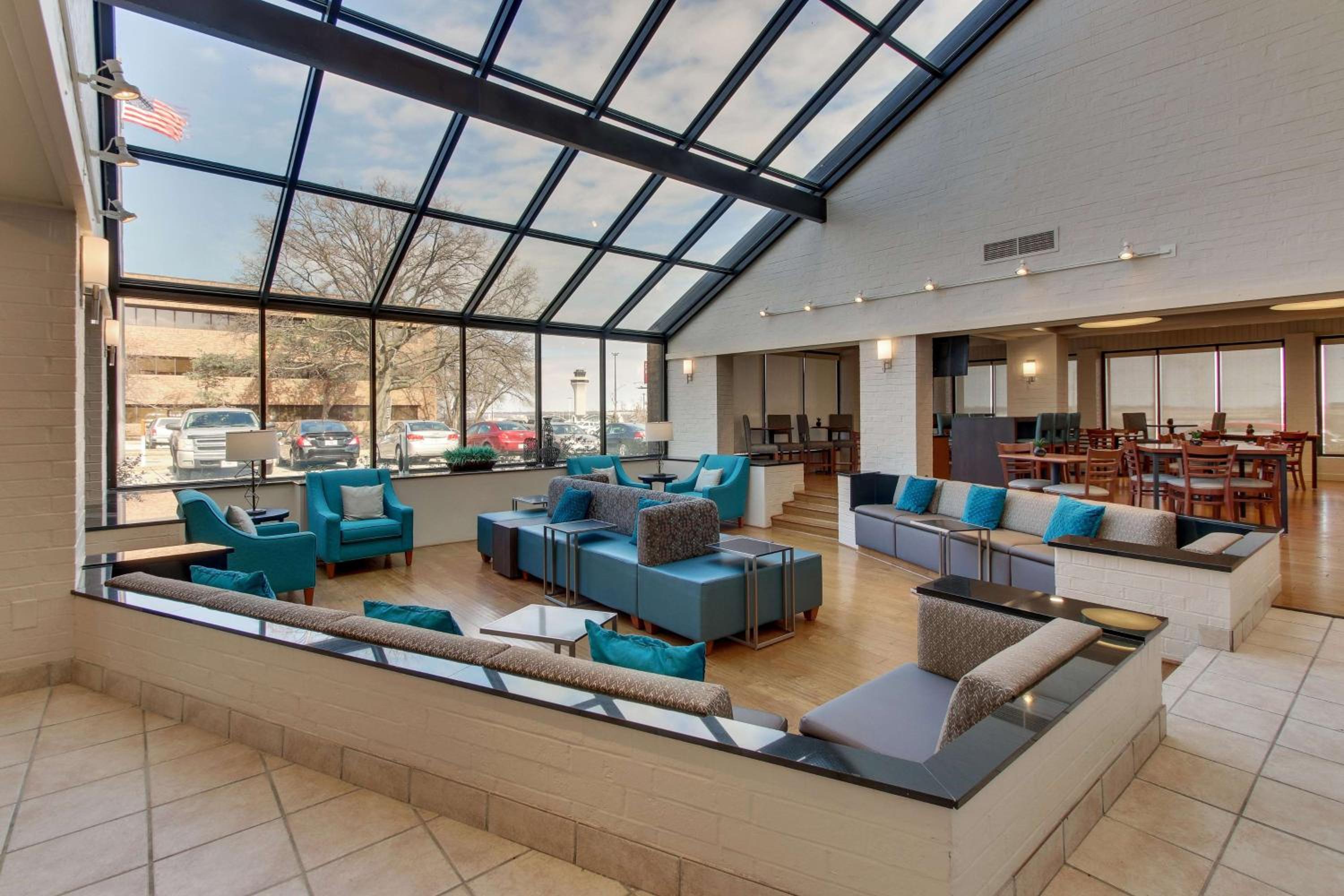 Pear Tree Inn St. Louis Airport - Property Image 26