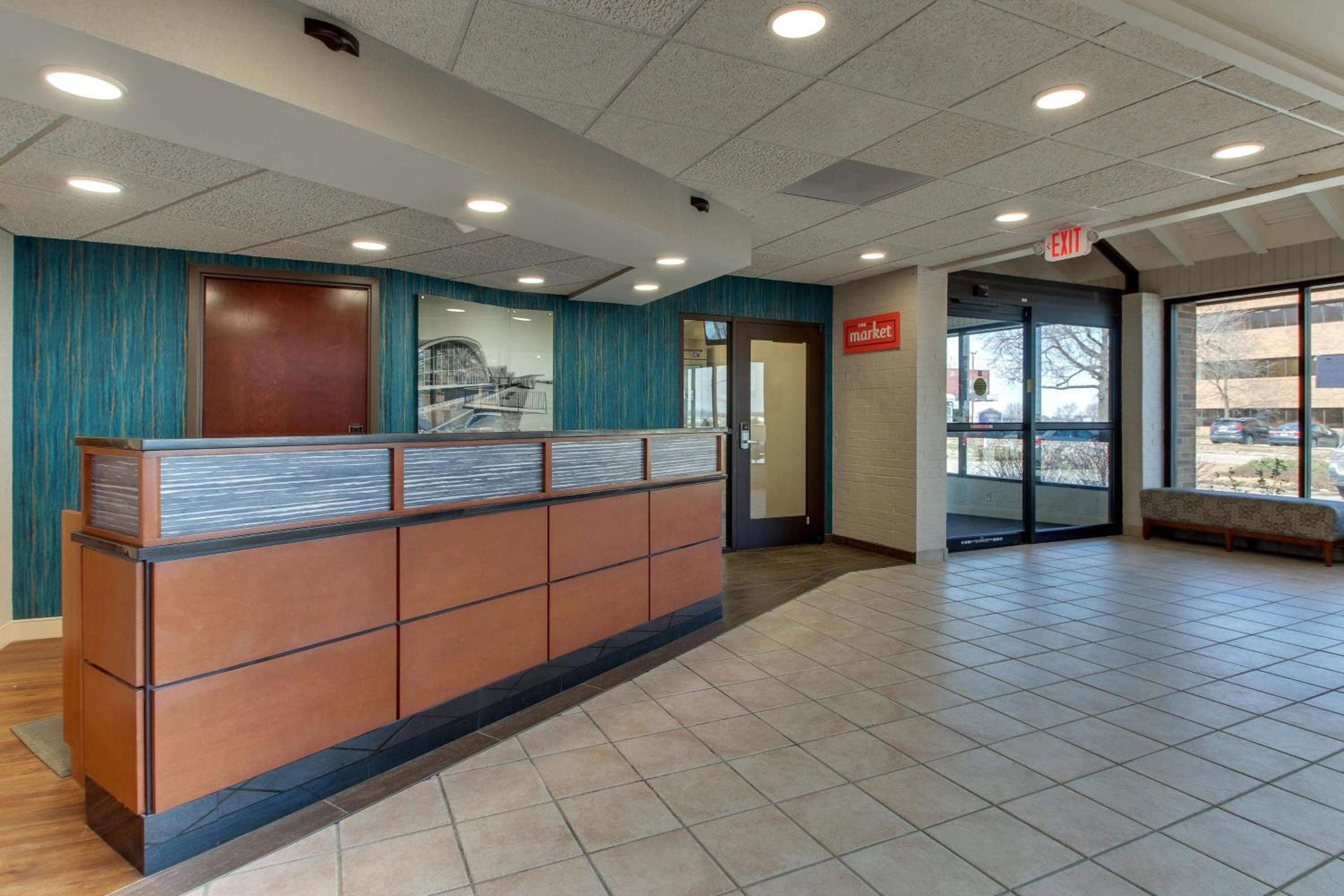 Pear Tree Inn St. Louis Airport - Property Image 32