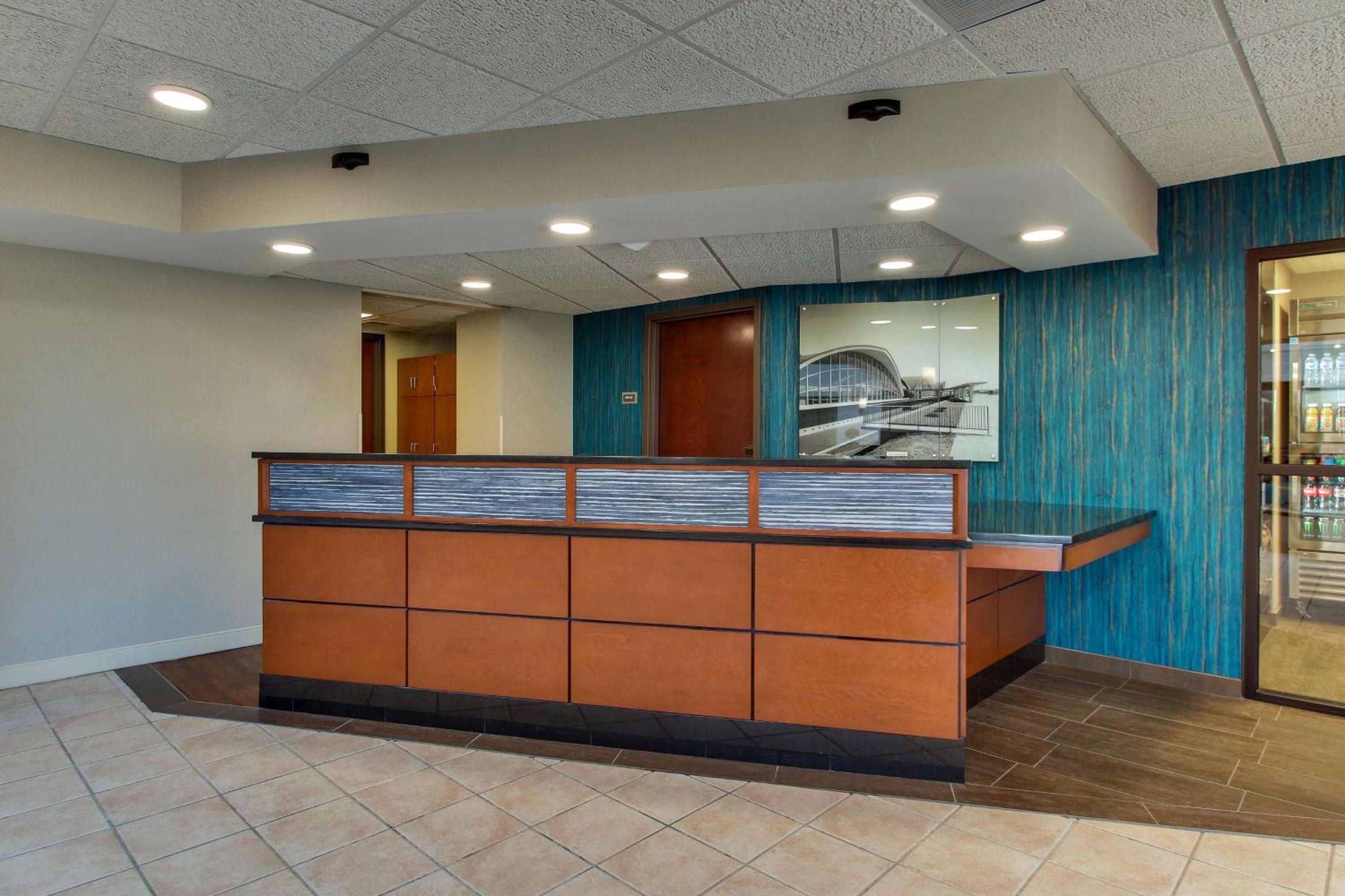 Pear Tree Inn St. Louis Airport - Property Image 27