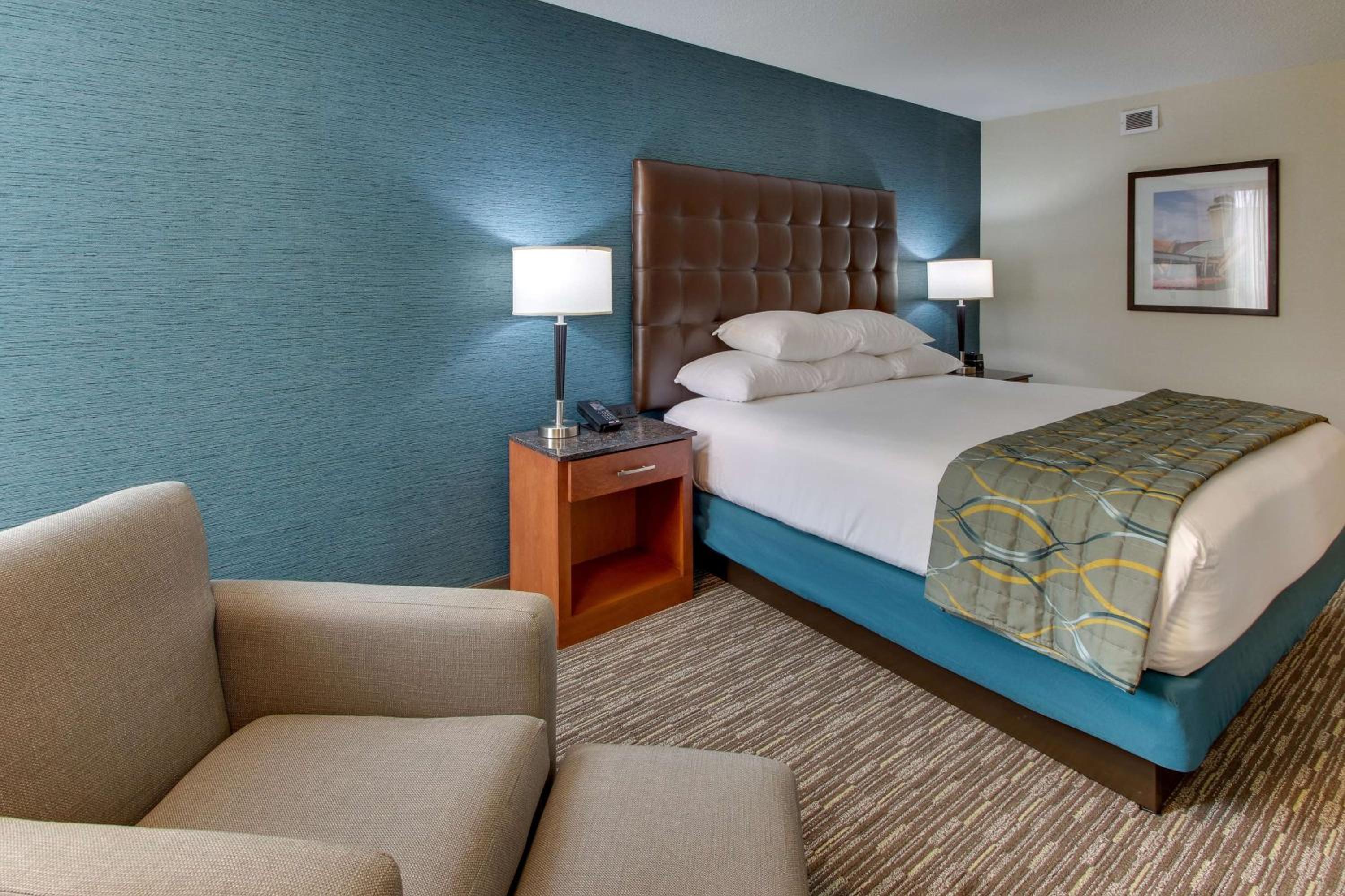 Pear Tree Inn St. Louis Airport - Property Image 33