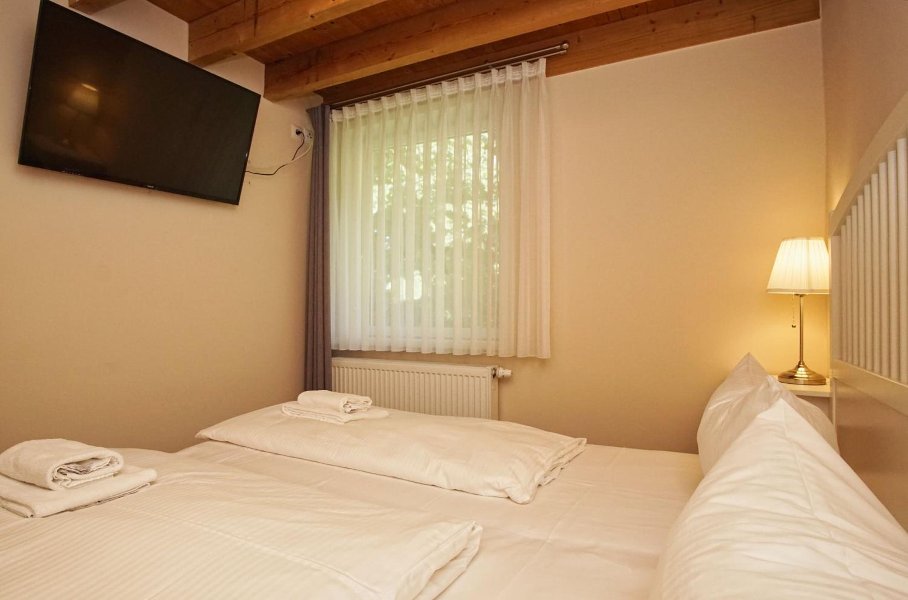 Ruhig und idyllische Lage, strandnah, gratis Nutzung vom AHOI Erlebnisbad und Sauna in Sellin - Gutshaus Silvitz FeWo 03