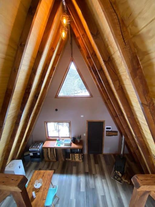 A-Frame con vista al río, desayuno y tinaja privada RAMĒ - Malalcahuello