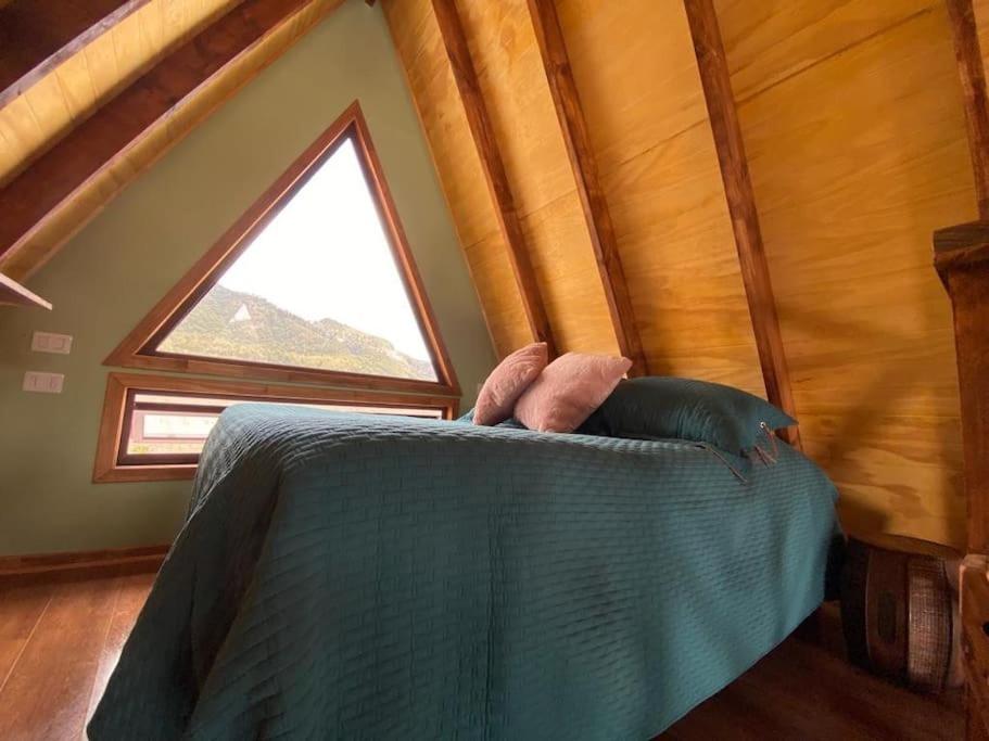 A-Frame con vista al río, desayuno y tinaja privada RAMĒ - Malalcahuello
