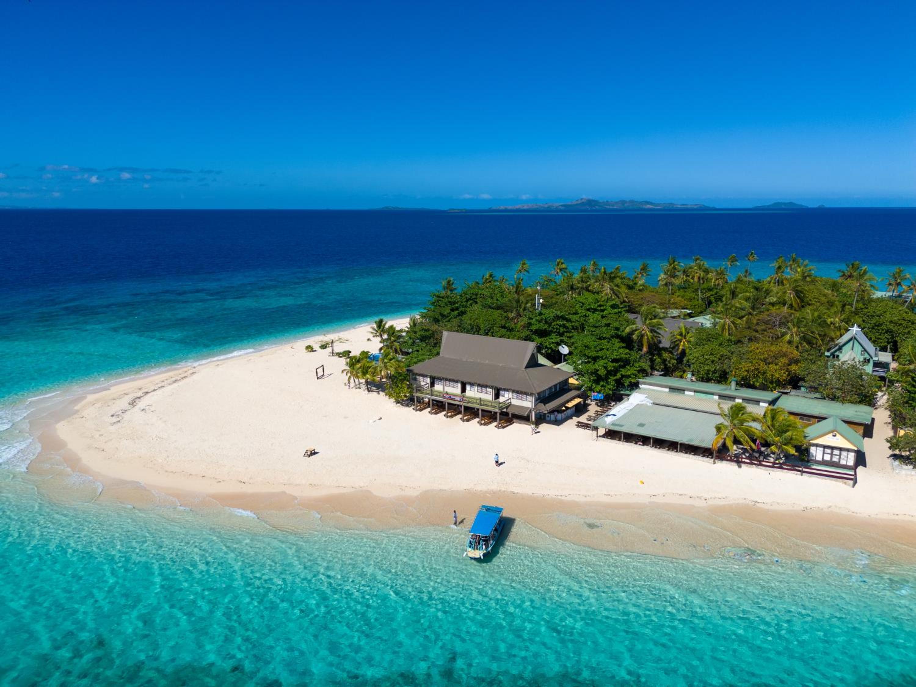 Beachcomber Island Resort