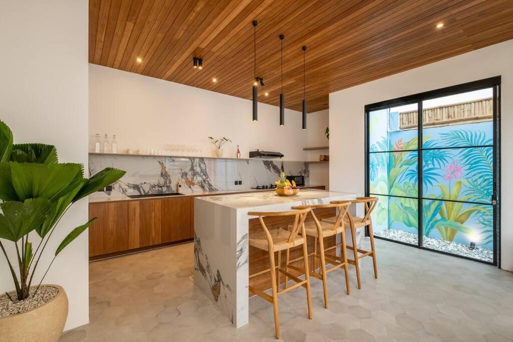 Villa Solaris Umalas by Santi Management