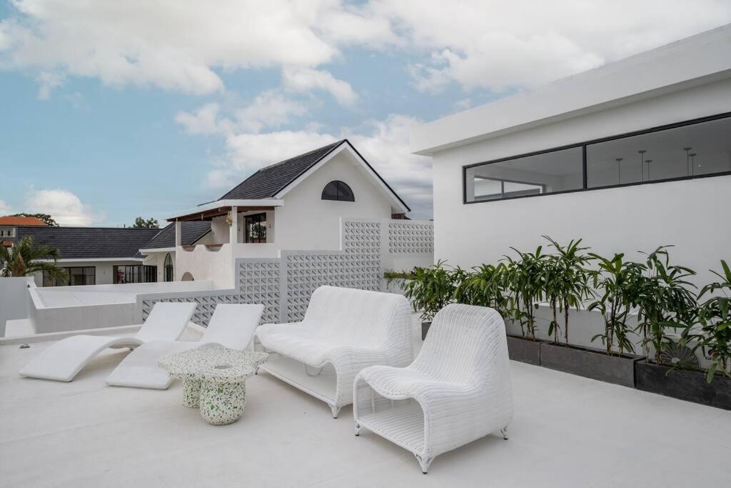 Villa Solaris Umalas by Santi Management