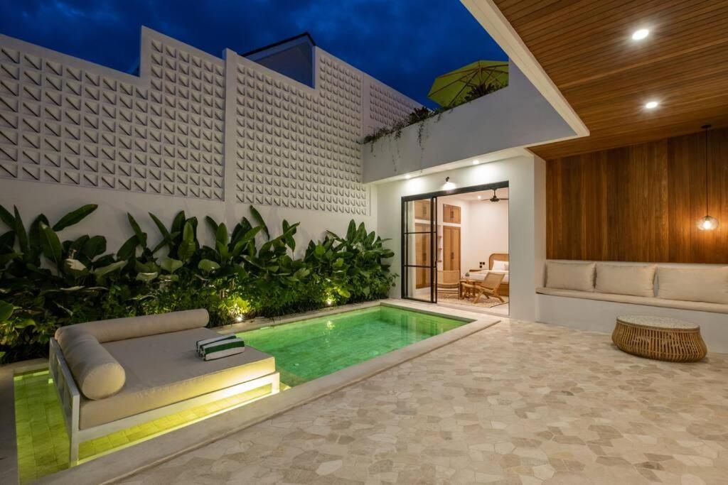 Villa Solaris Umalas by Santi Management