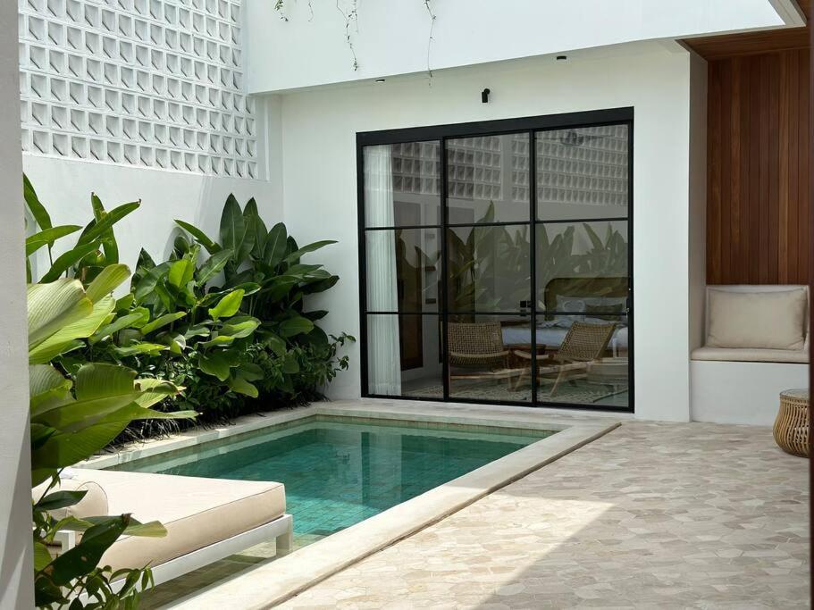 Villa Solaris Umalas by Santi Management