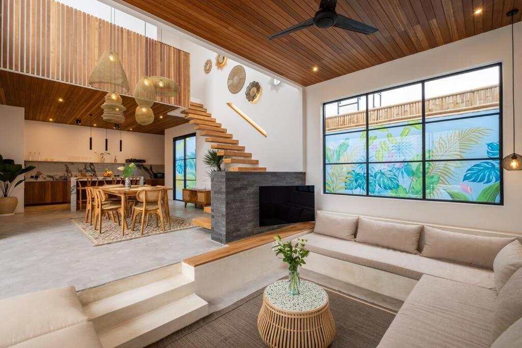 Villa Solaris Umalas by Santi Management