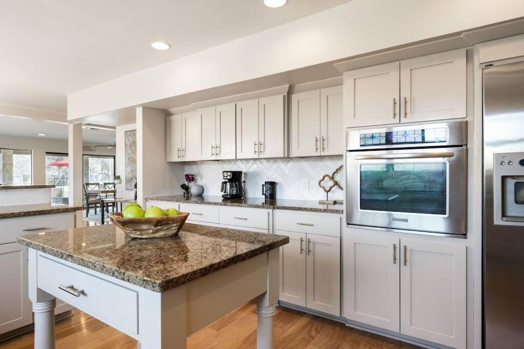 Horseshoe Bay - Lakefront - Pool - Hot Tub - Lake LBJ - Property Image 29