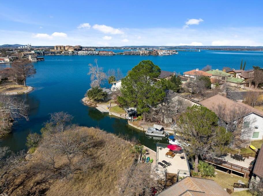 Horseshoe Bay - Lakefront - Pool - Hot Tub - Lake LBJ - Property Image 27