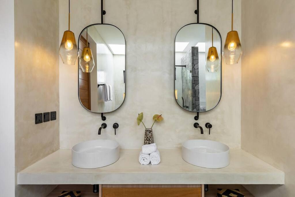 Villa Anita Umalas by Santi Management