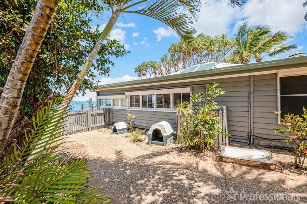 Beachfront Holiday Cottage