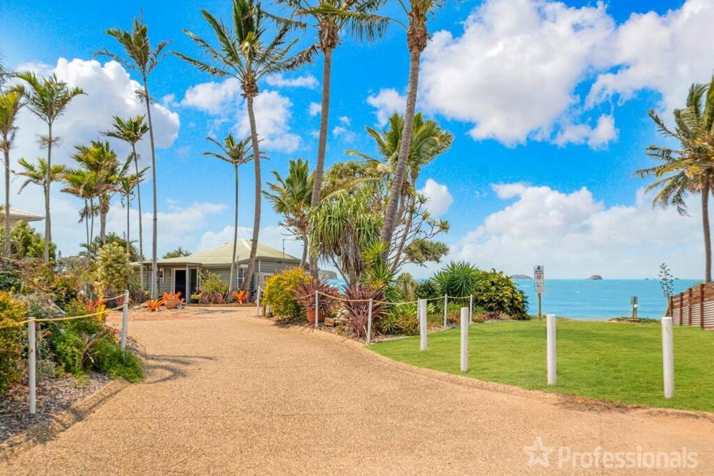 Beachfront Holiday Cottage