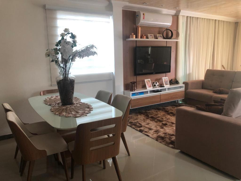 LINDA CASA BARRA DE JACUIPE 8/4 ACOMODA ATE 20 PESSOAS