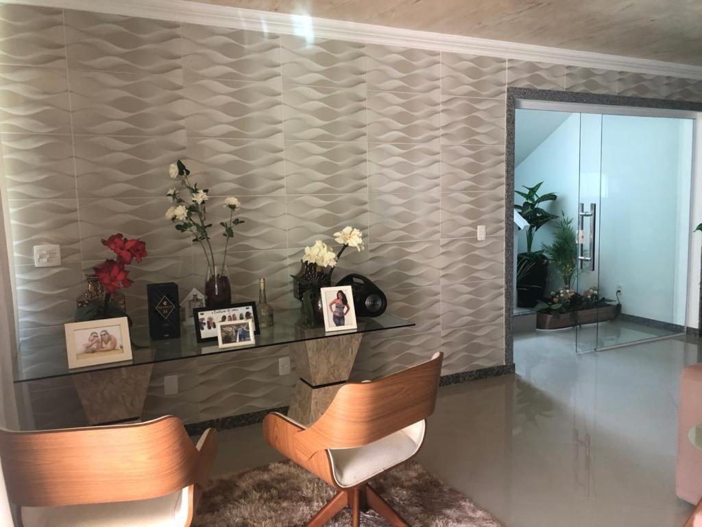 LINDA CASA BARRA DE JACUIPE 8/4 ACOMODA ATE 20 PESSOAS