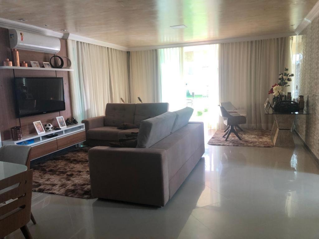 LINDA CASA BARRA DE JACUIPE 8/4 ACOMODA ATE 20 PESSOAS
