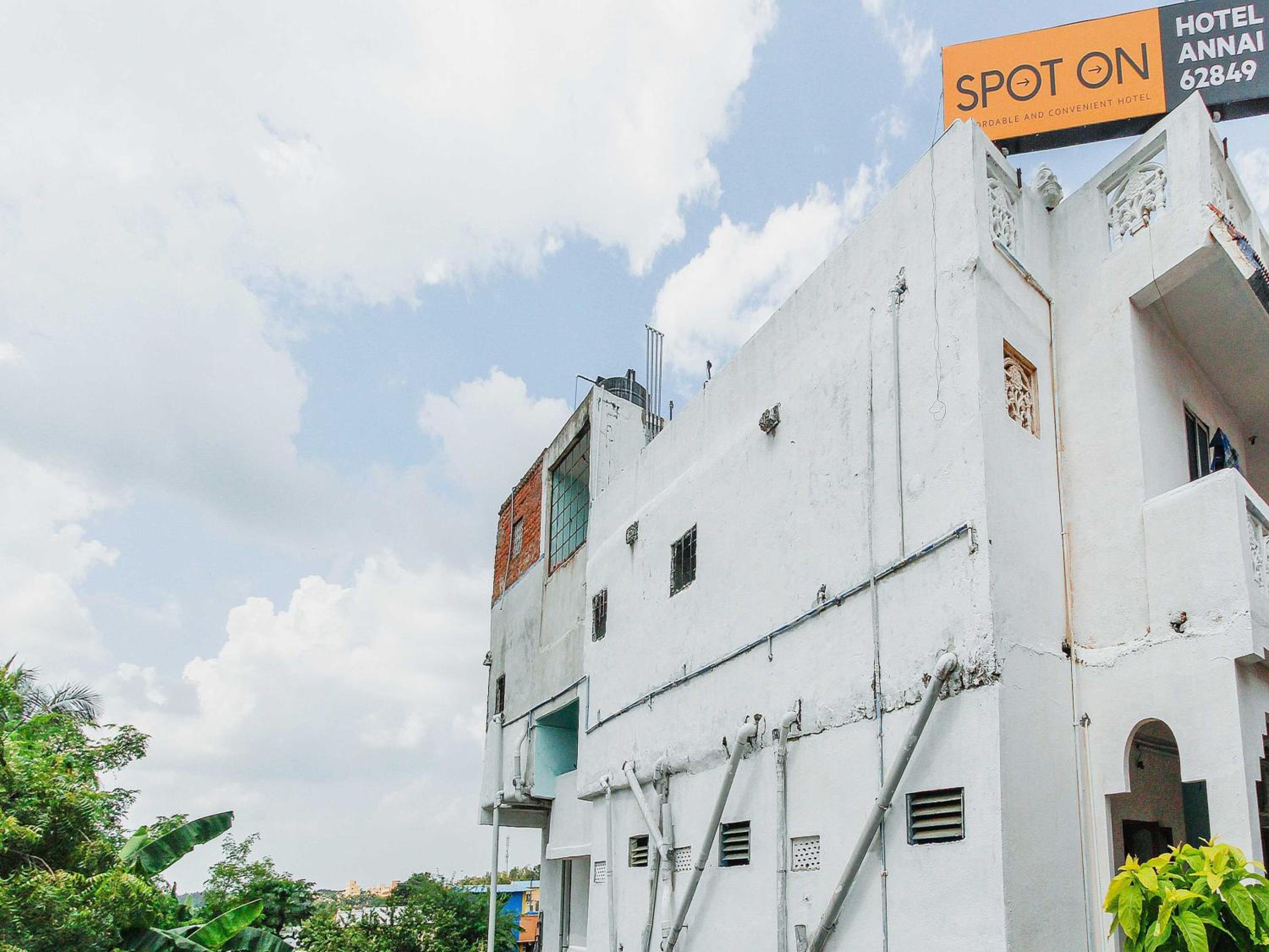 Hotel O Annai